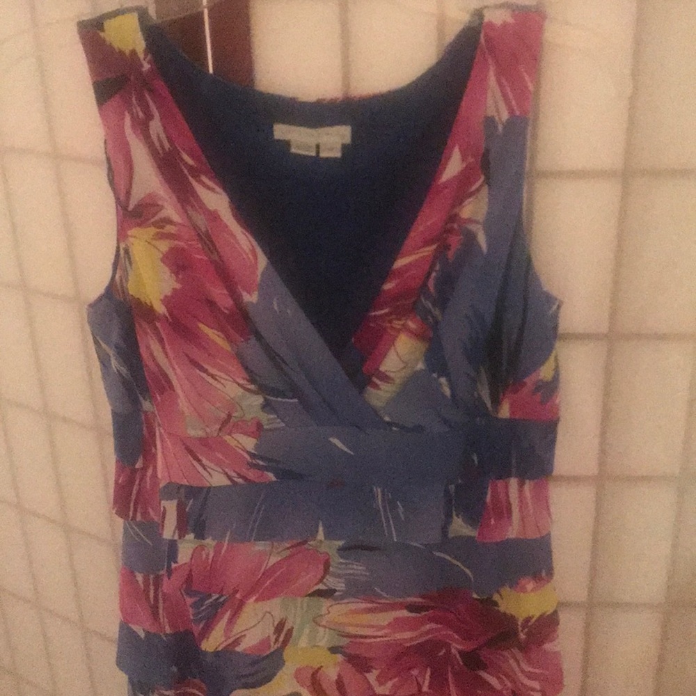Dress - Picture 2 of 4